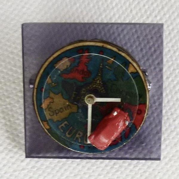 Europa  – Brooch Table Mat - KatCdesign
